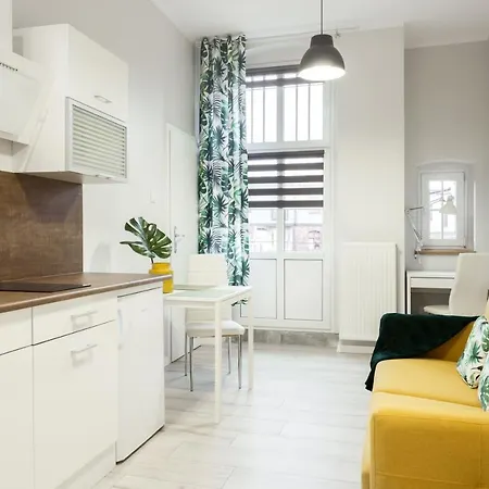 Przytulna Kawalerka Z Balkonem 10min Pieszo Od Dworca/galerii Apartment Kattowitz