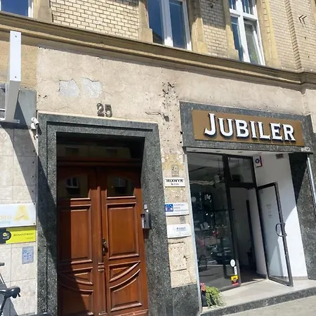 Przytulna Kawalerka Z Balkonem 10min Pieszo Od Dworca/galerii